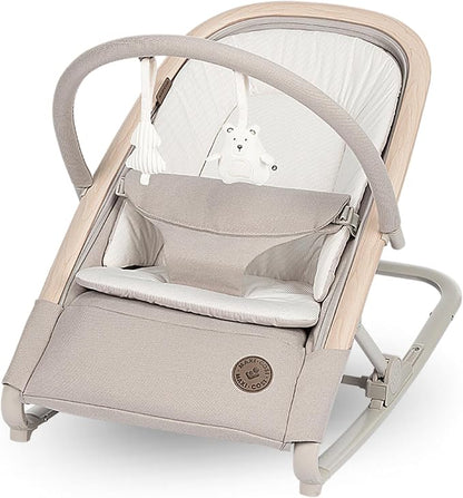 Maxi-Cosi Kori 2-in-1 Baby wipstoel met Speelgoedboog, 0-2 jaar, tot 15 kg, Baby Bouncer, 3 Ligstanden met één Hand, Easy-in Harnas, Lichtgewicht en Compact, 2 Speeltjes, Eco Care, Classic Beige