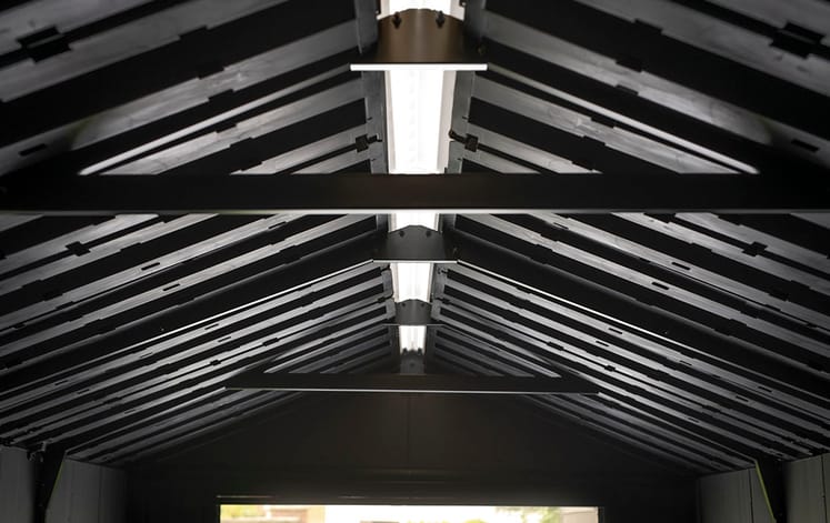 Keter Newton Plus Shed 7.5x9 (2.3 x 2.9m)
